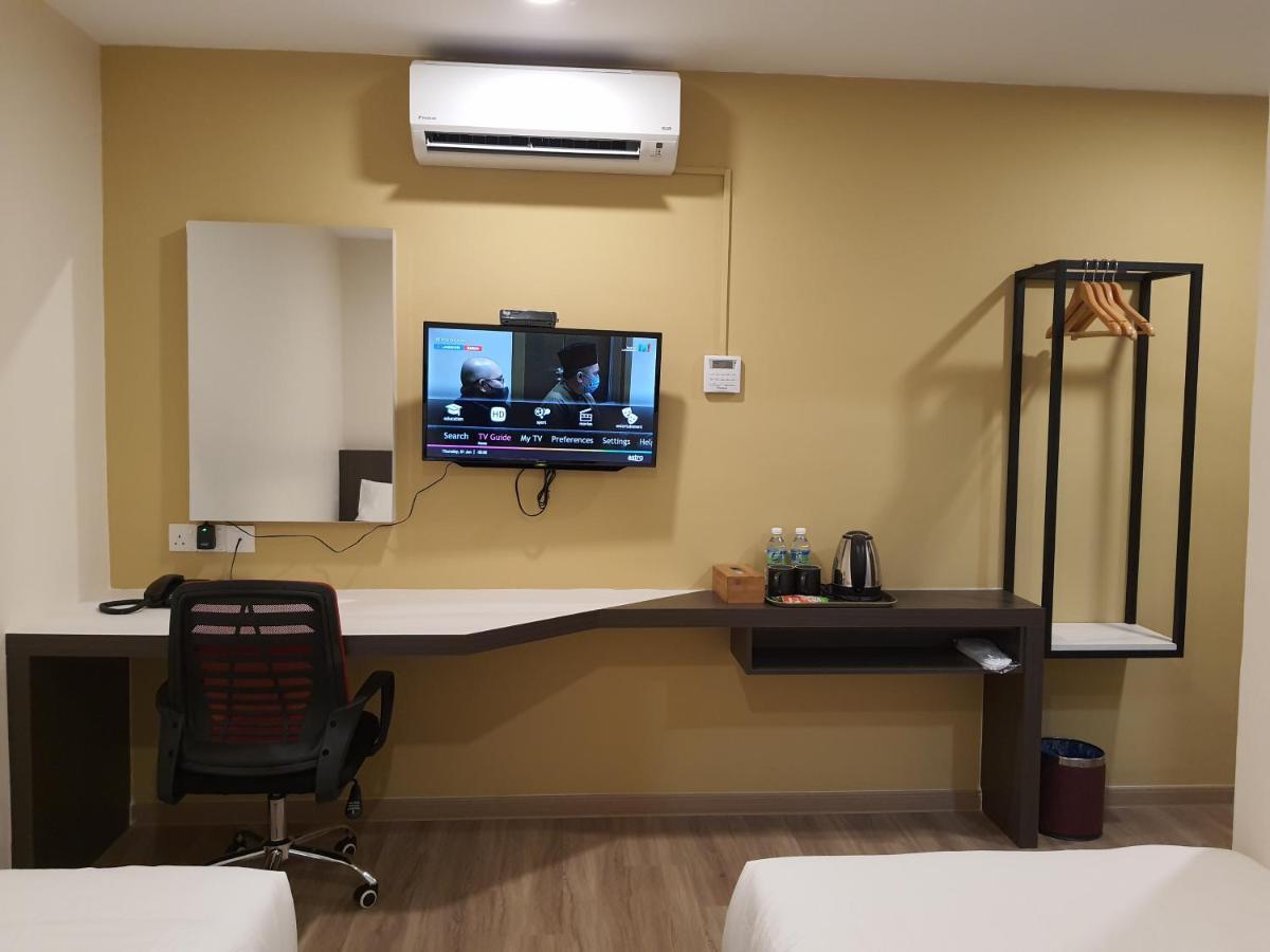 איפוה T Square Hotel מראה חיצוני תמונה