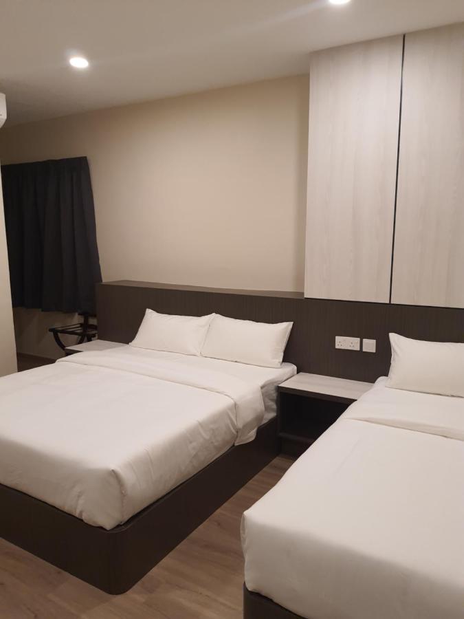 איפוה T Square Hotel מראה חיצוני תמונה