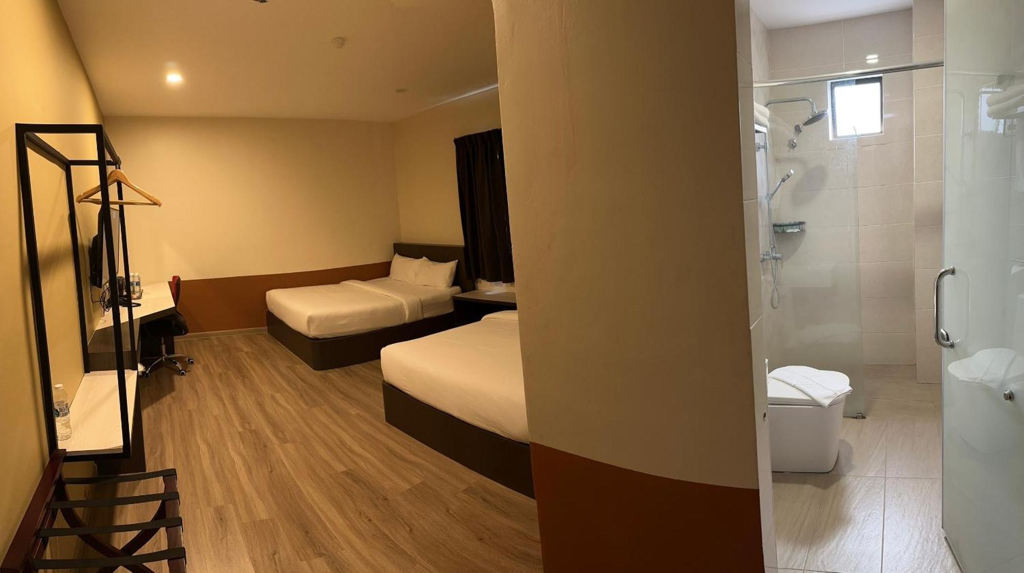 איפוה T Square Hotel מראה חיצוני תמונה
