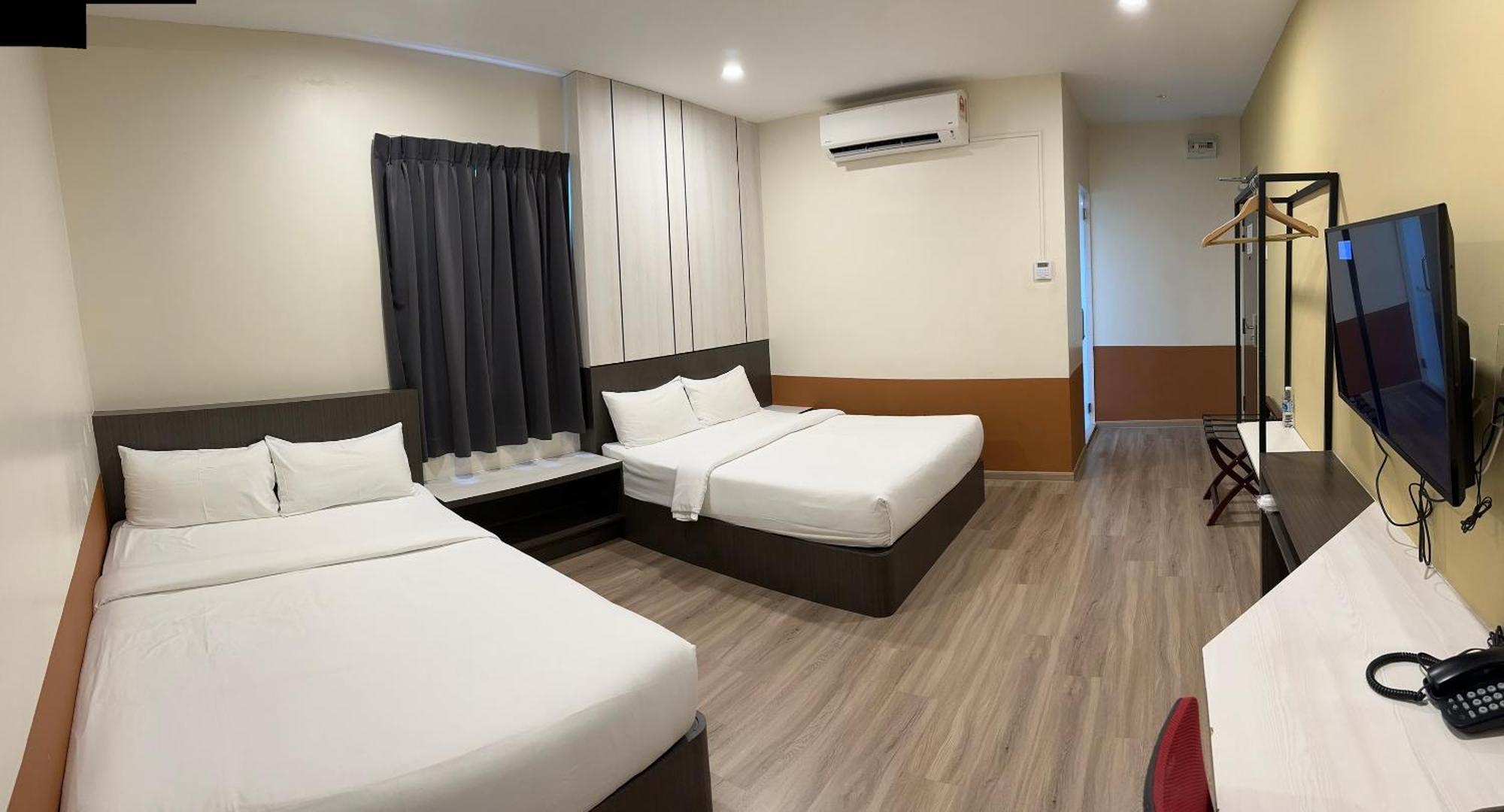 איפוה T Square Hotel מראה חיצוני תמונה